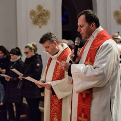 Velkopáteční křížová cesta na Zelené hoře 9